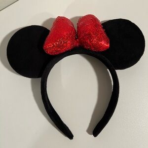 Mickey Disney headband hair accessories pretty cute ❤️